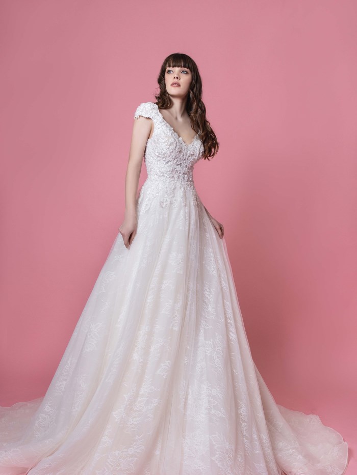 Abiti da sposa - Collezione Serena  - E004